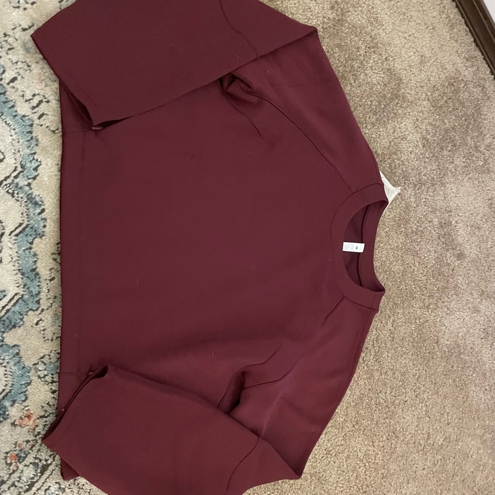 Lululemon Airwrap Modal Crew 12